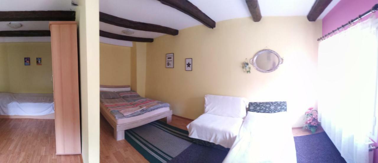 Apartment U Sarky Loket Buitenkant foto